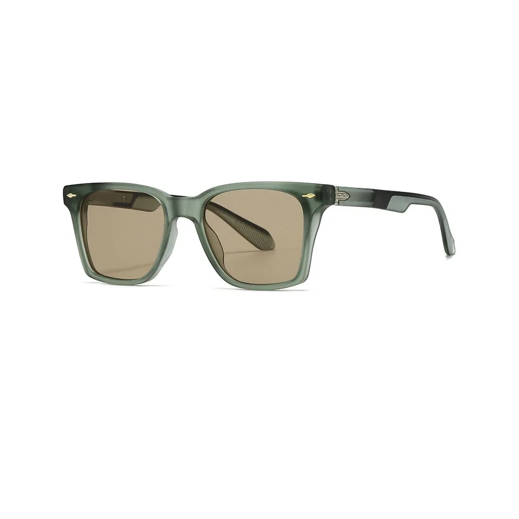 Stylish Vintage Wayfarer style Sunglasses UV protection