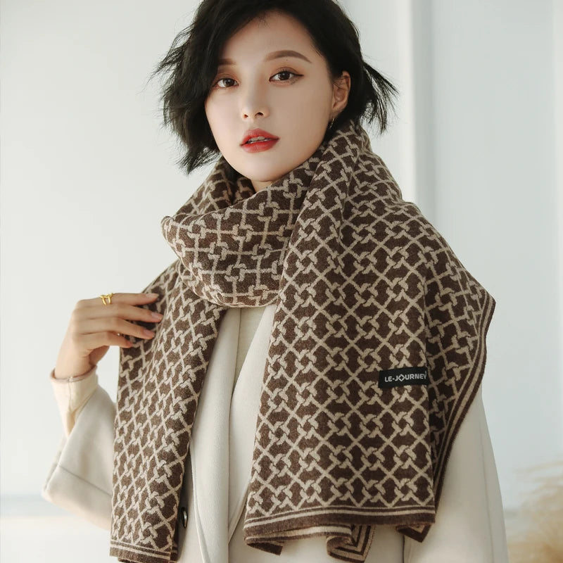 Elegant Geometric Knit Scarf